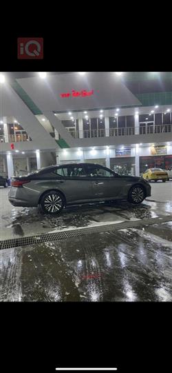 نيسان ألتيما